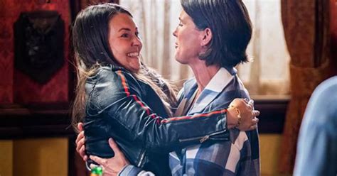 Eastenders Fans Fall In Love With Stacey Slaters Wife As Viewers Meet Eve For First Time