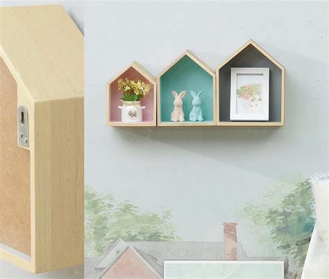 Anda memiliki boola bekas yang sudah tidak bisa digunakan, seperti bola tenis? Cara Membuat Rak Buku Dinding - Inspirasi Desain Rumah 2019