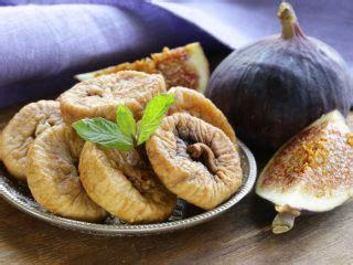 On the other hand, the dried form of fig is easily. 15 Nutritional Benefits of Figs or Anjeer | Organic Facts