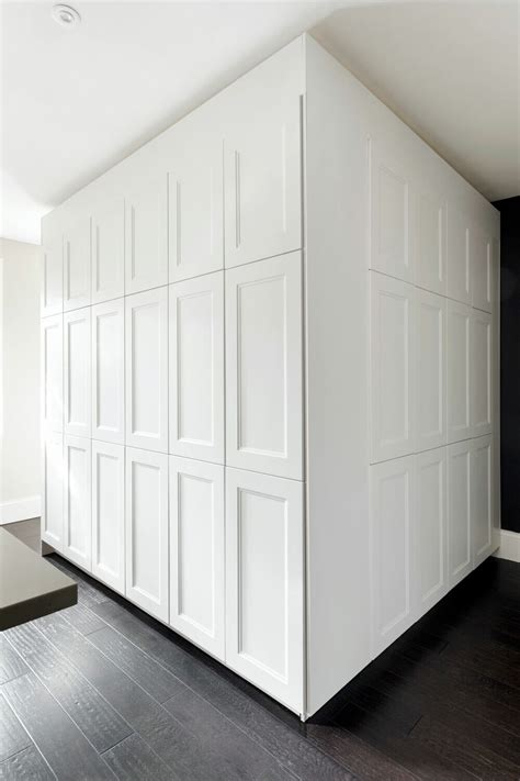 7 Full Wall Kitchen Cabinets: An Expanding Trend | Sweeten.com