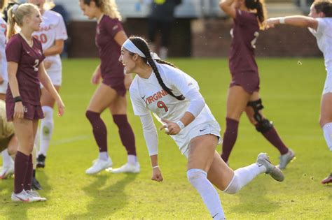 Womens Soccer Riding Momentum To The College Cup Uva Today