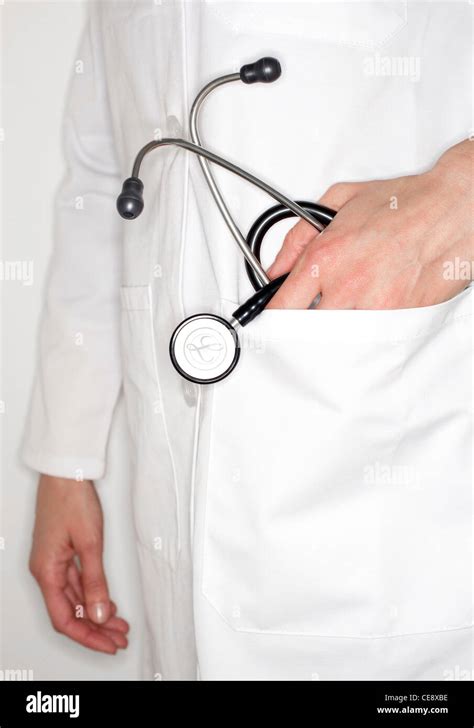 Doctor Stethoscope Hi Res Stock Photography And Images Alamy