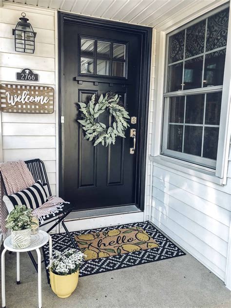27 Totally Difference Narrow Front Porch Ideas To Blend Modern And
