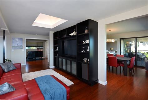 Does well in this family room with floating shelves. Entertainment Room Decor And Set Up For New Home #17509 ...