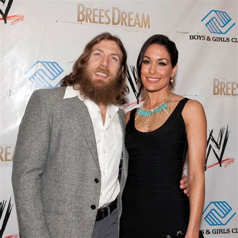 Brie Bella Daniel Bryan Wedding Total Divas Star And Wwe Superstar Tie