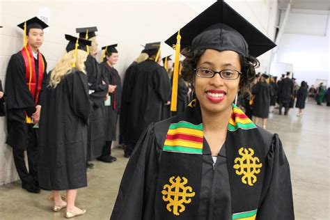 Graduates Share Personal Stories At Um Flint Spring Commencement