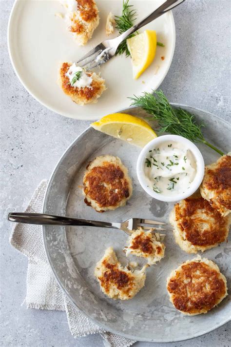 Pair it with a side of move over, crab cakes—salmon cakes are where it's at. Don't be intimidated to make crab cakes at home! These mini crab cakes come together easily! # ...
