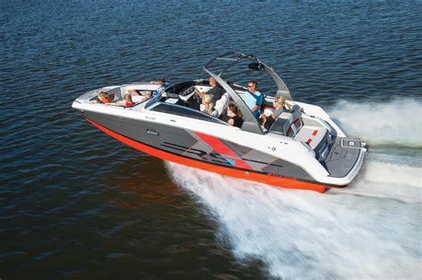 15 Top Pontoon And Deck Boats For 2018 Power Boating Magazine