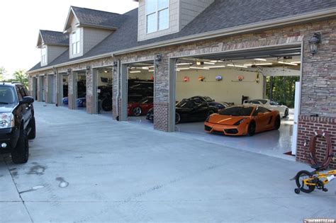 17 Awesome Garages You Must See Unlimited Revs