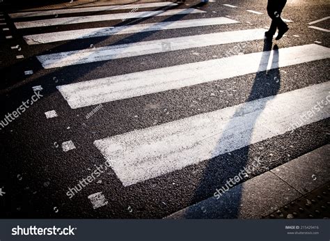 820 Zebra Crossing London Images, Stock Photos & Vectors | Shutterstock