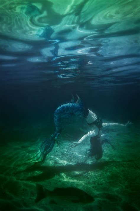 Mermaid For Hire Trésor De La Mer Offers Ethereal Underwater