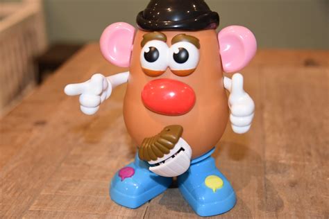 Review Mr Potato Head Movin Lips From Hasbro Movies Games And Tech