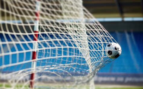Check spelling or type a new query. √ Standar Ukuran Gawang di Cabang Olahraga Sepak Bola dan ...