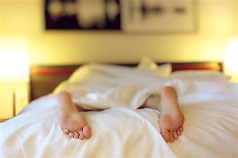 Scientists Warn Of The Health Risks Of Getting Too Much Sleep Shp Health And Safety News