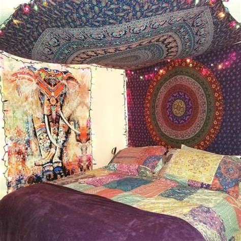 Hang 'em on walls, drape 'em on beds, divide a room, hide your secret stuff. How to hang a tapestry on the ceiling - 4 easy steps to ...