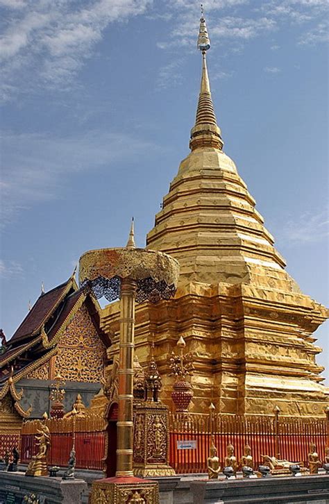 The wat, established in 1383, is one of northern thailand's most sacred temples. Jing-reed's Musings from Thailand: Wat Phra That Doi Suthep