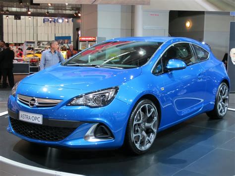 Ricerca effettuata per olwechsel opel astra j 1 7 cdti (pagina generata automaticamente sulla base delle ricerche degli utenti (*) ). Inspektion Opel Astra J - Infos Intervalle & Kosten