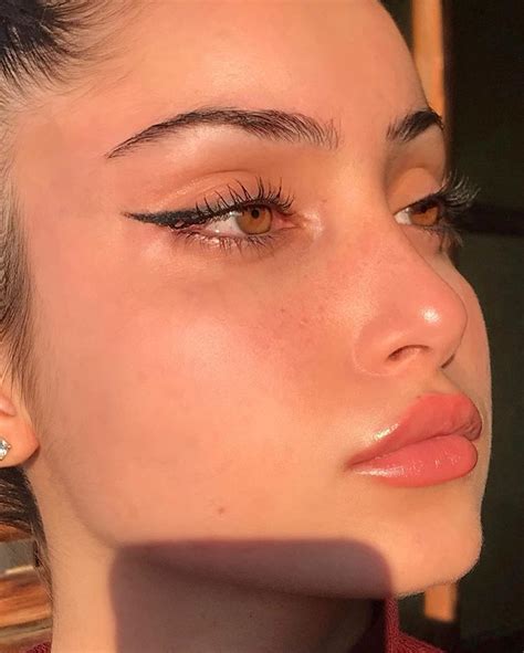 Hely On Instagram “sunset Lover” Indie Makeup Skin Makeup
