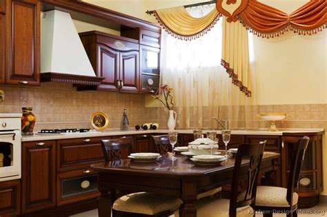 See stylish italian tastes and italian designs of kitchens cabinets which made from wood and painted by classic brown degrees. Italian Kitchen Design - Traditional Style Cabinets & Decor