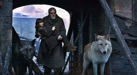 A song of ice and fire is a fantasy series written by george r.r. Bran, Hodor, Summer and Shaggydog | Summer game of thrones ...