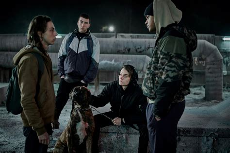 Lundgren told me that my daugther had died. Hausen - Staffel 1 | Film-Rezensionen.de