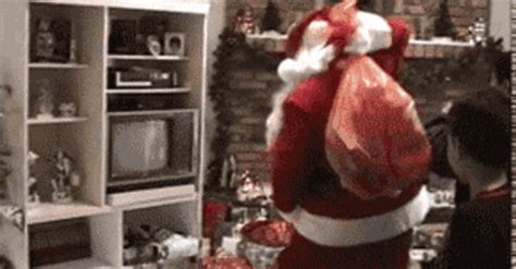 Drunk Santa | memes.com