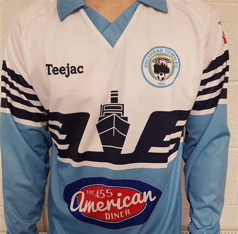 The wales national football team (welsh: INSANE - Welsh Club Steals Iconic Lazio Jersey & Makes It ...
