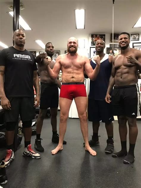 Tyson Fury Shows Off Incredible Transformation With Deontay Wilder Fight A Week Away Irish