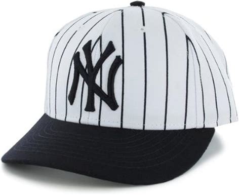 Mlb New York Yankees Mens 47 Brand Striped Bullpen Mvp