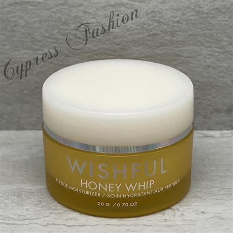 Huda Beauty Skincare 2 Wishful Honey Whip Peptide Moisturizer