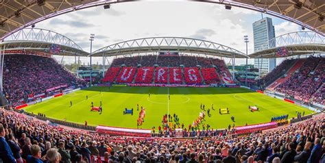 In 26 (83.87%) matches played at home was total goals (team and opponent) over 1.5 goals. Bekerduel FC Utrecht - Ajax: de kaartverkoopinformatie