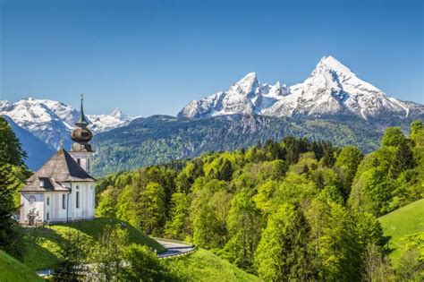 Europes Most Beautiful Mountain Towns Mountain Town Beautiful