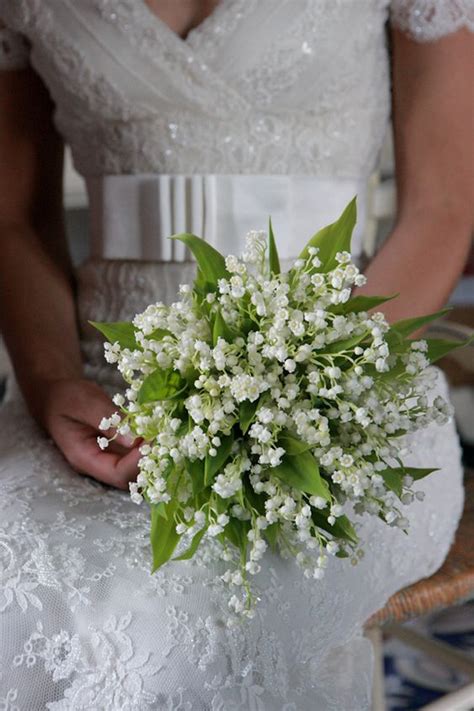 18 adorable small wedding bouquets for your big day weddinginclude wedding ideas