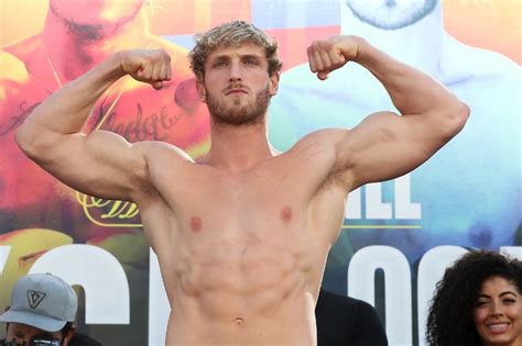 Photos KSI Logan Paul Rematch Get Heated At Weigh In Boxing News
