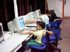 Peningkatan kualitas sumber daya manusia melalui pengembangan dan pemanfaatan teknologi informasi dan komunikasi. PENDIDIKAN AWAL KANAK-KANAK: Penggunaan ICT Dalam ...