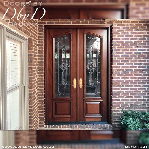 Custom Estate Double Doors With Glass Wood Entry - Doors by Decora