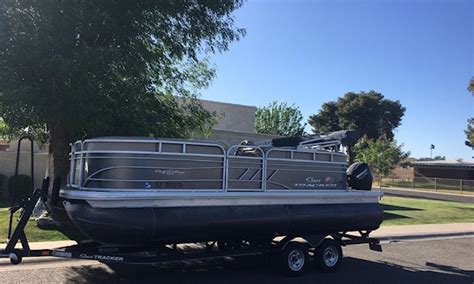 Sun Tracker Party Barge 20 Dlx Pontoon Rental In Lake Pleasant Arizona