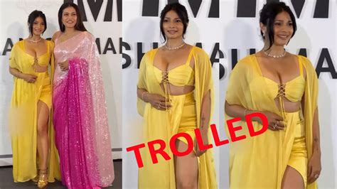 Tanishaa Mukerji Gets Trolled For Her Yellow Outfit At Manish Malhotras Show Netizens Write
