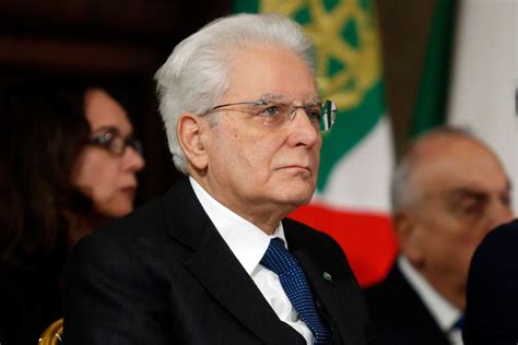 Sergio mattarella è il presidente della repubblica italiana, eletto il 31 gennaio 2015. Mattarella: «Si punti sui giovani e meno sui diritti tv ...