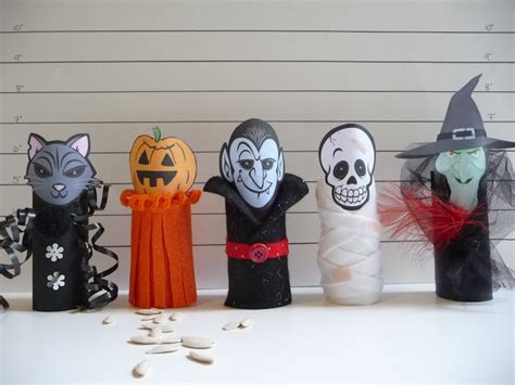 Reciclagem: Decoração de Halloween com rolinhos de papel higiênico