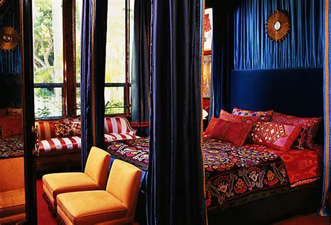 Precious jewel toned hair colors to swoon over. Eye For Design: Decorate Your Interiors With Jewel Tone Colors