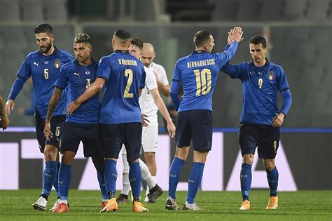 La probabile formazione titolare dell'italia di roberto mancini agli europei 2021. Europei 2021 | la Top 11 degli assenti alla manifestazione ...
