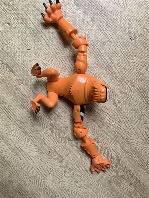 I Just Found Some Old Ben 10 Toys Wildmutt Is Not A Normal Why Does