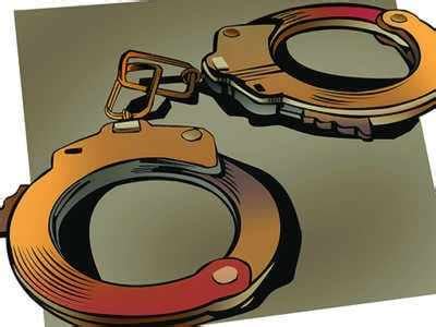 We did not find results for: mumbai: Policeman, auto driver arrested for extorting ...