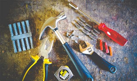 What Are The Types Of Hand Tools And How Are They Important