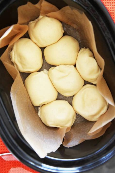 Slow Cooker Dinner Rolls Magically Easy Chop Happy