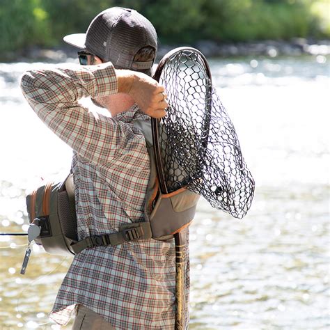 Cross Current Chest Pack — Fishpond Silver Bow Fly Shop