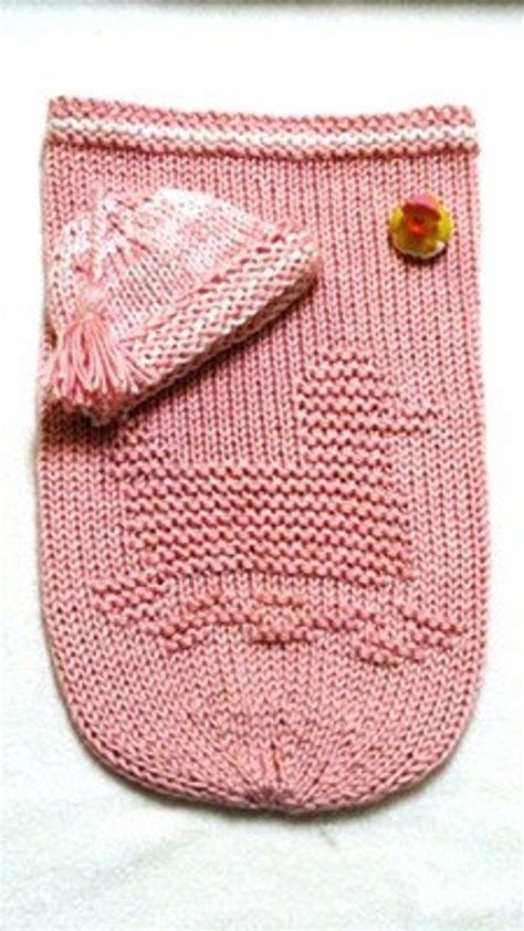 Adorable knitted baby cocoons are becoming popular accessories. RUBBER DUCK Baby Cocoon Knitting Pattern with Beanie ...