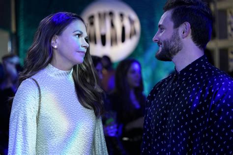 ‘younger Final Season Premiere Does Liza Say ‘yes To Charles