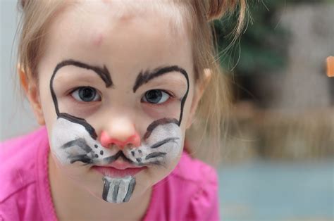 How to use a face paint brush: Solid Rock Ranch Updates: Face Paint Fun